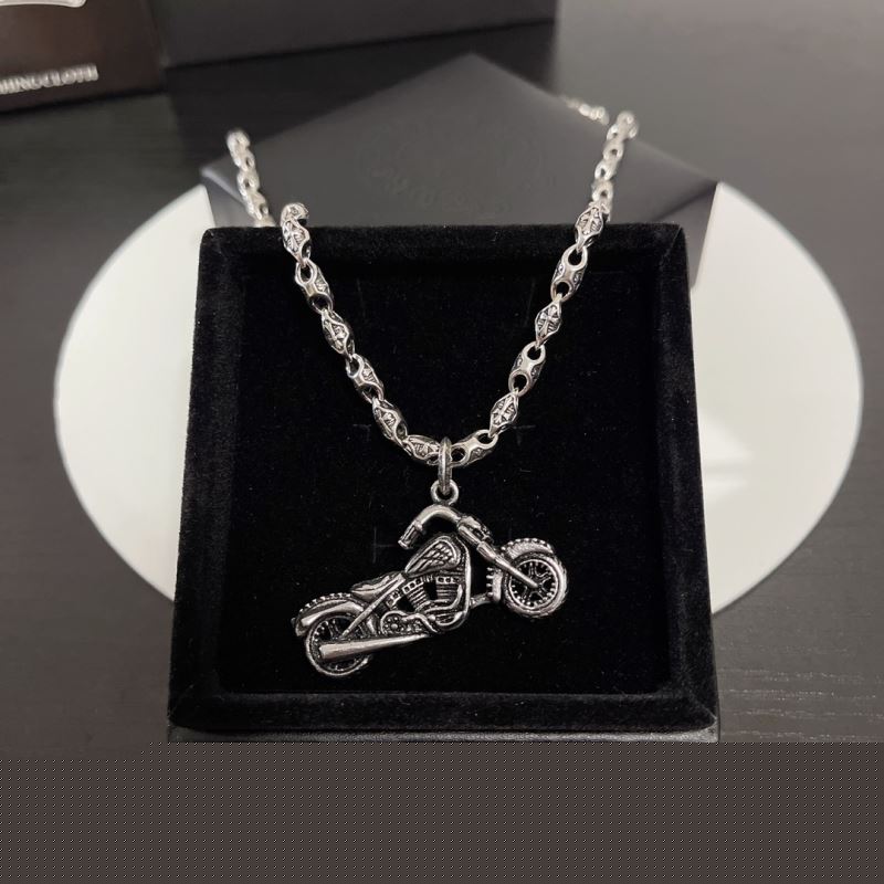 Ch**me He**ts necklaces